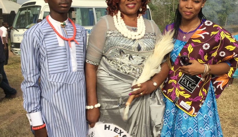 Amaka Ikwechegh flanked by her children